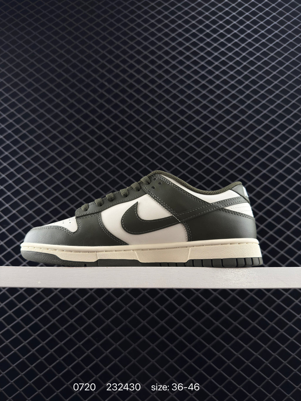 Nike Dunk Low Retro Sequoia/White