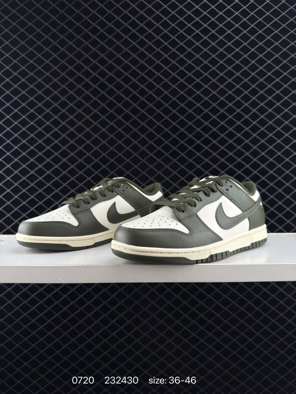 Nike Dunk Low Retro Sequoia/White