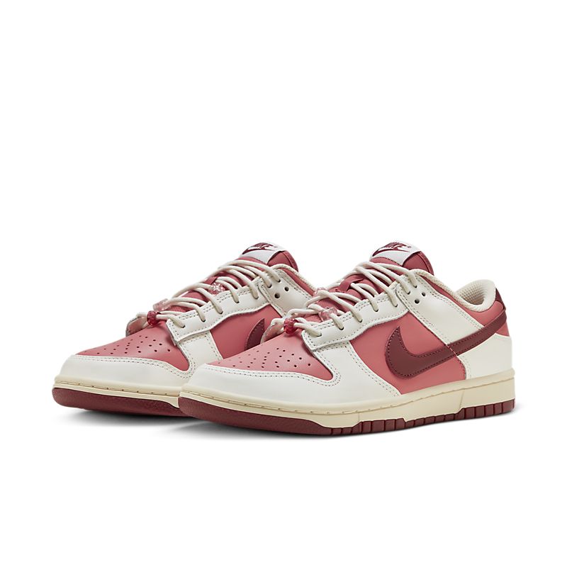 Nike SB Dunk Low Valentine’s Day
