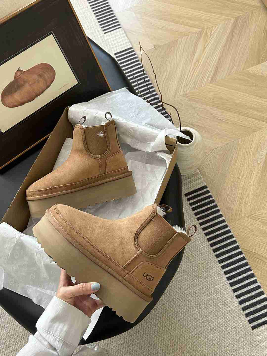 UGG Classic Ultra Mini Platform Chelsea Boot